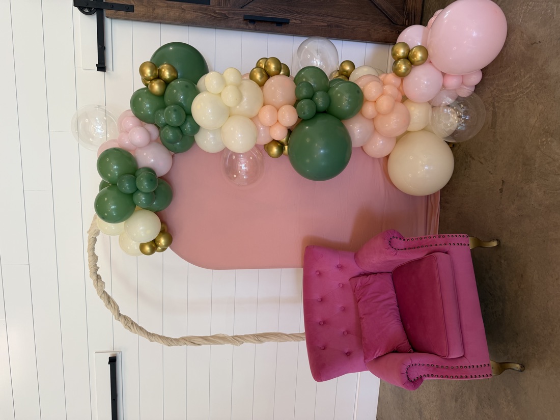 Organic balloon arch with backdrop